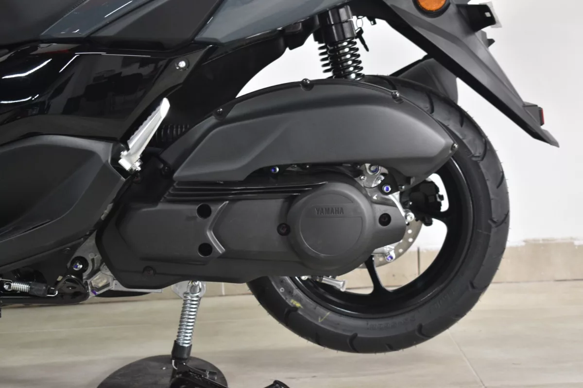YAMAHA NMAX 155 CONNECTED 2024 — foto 9