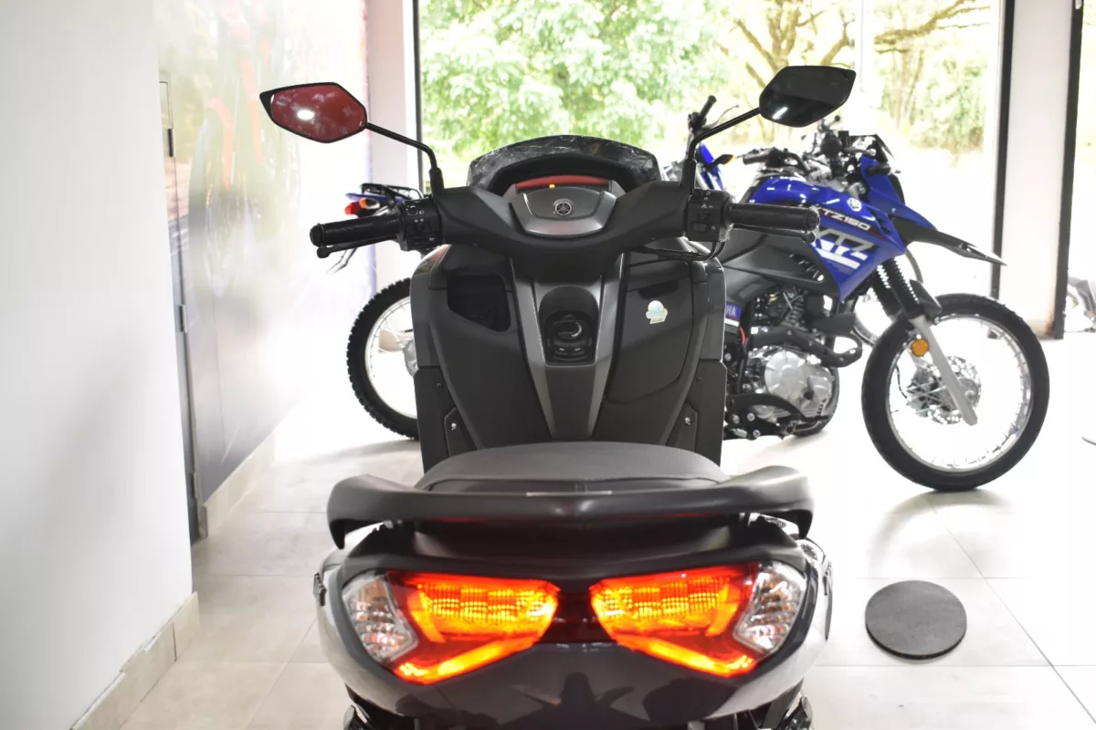 YAMAHA NMAX 155 CONNECTED 2024 — foto 12
