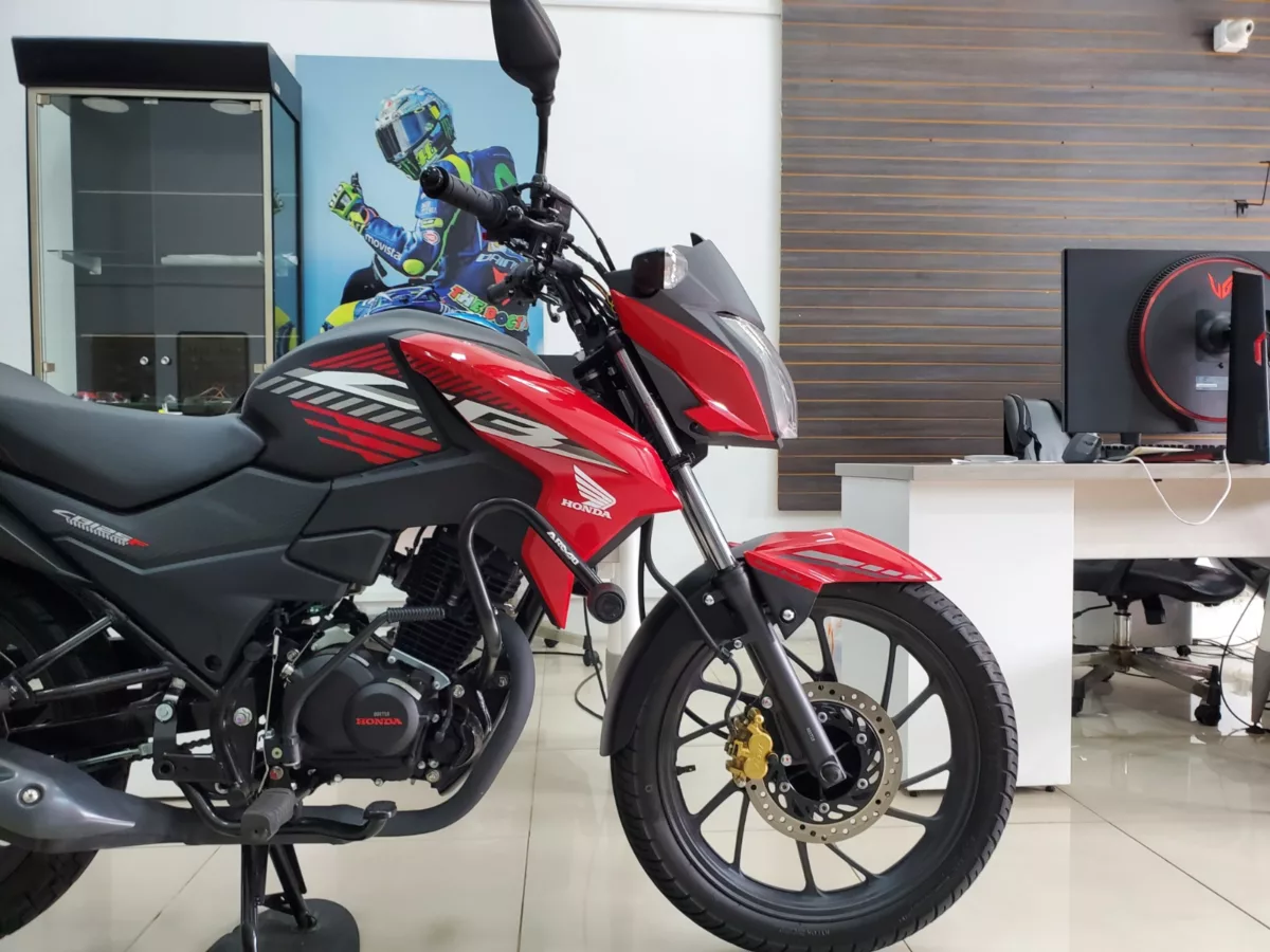 Honda CB125F DLX 2.0 2026 — foto 2