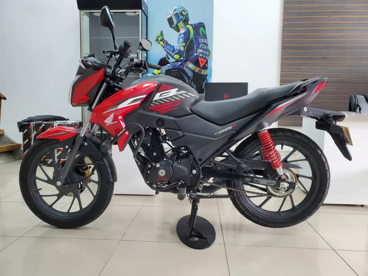 Honda CB125F DLX 2.0 2026 — foto 12