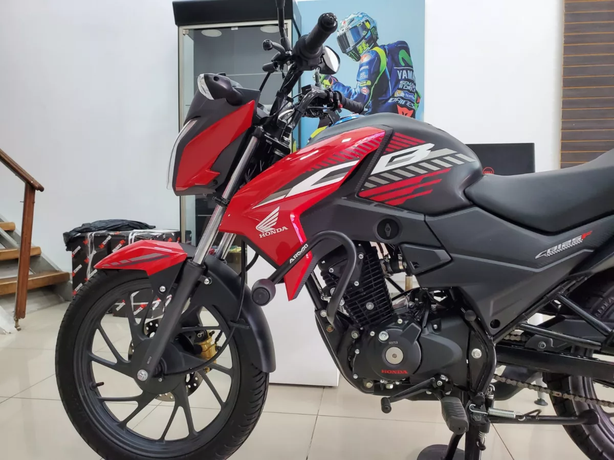 Honda CB125F DLX 2.0 2026 — foto 14
