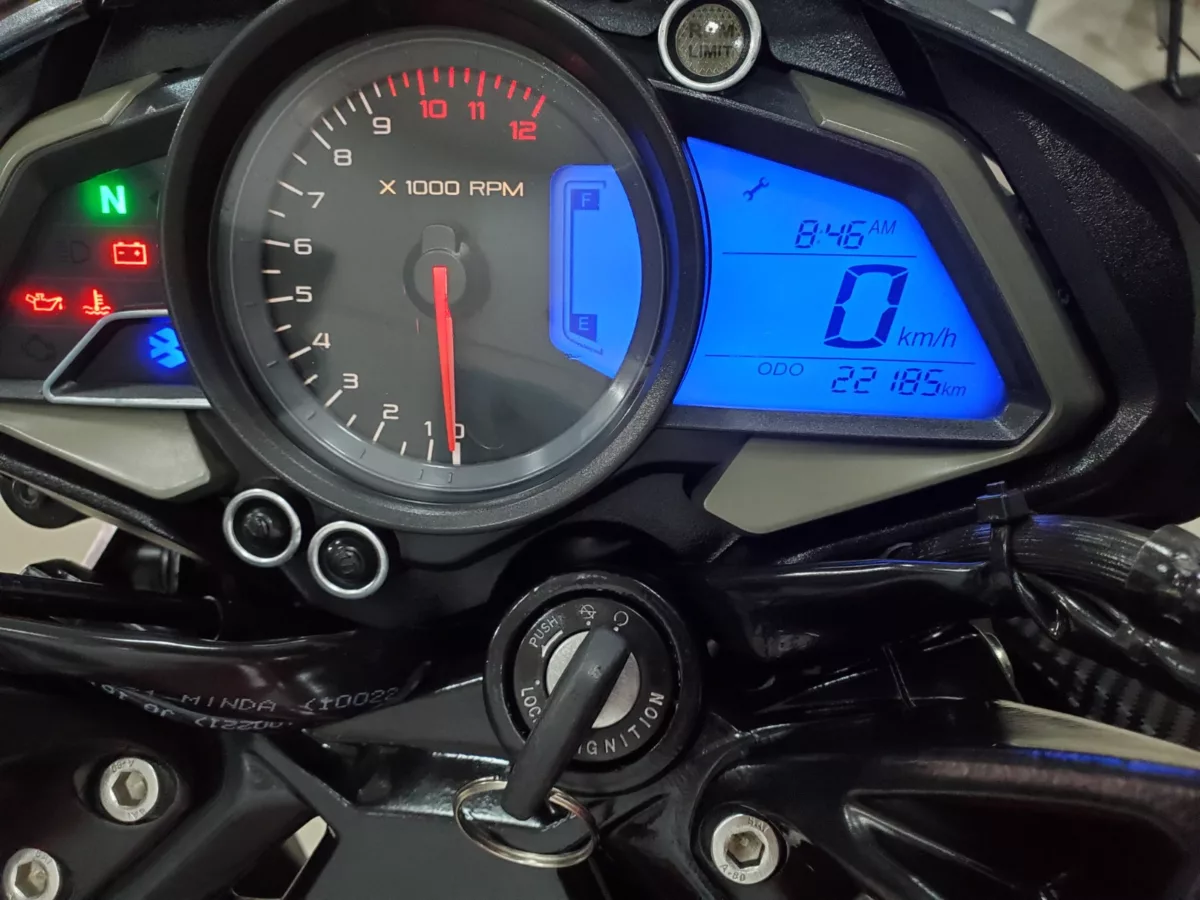 Bajaj Pulsar 200 Ns fi 2022 — foto 11