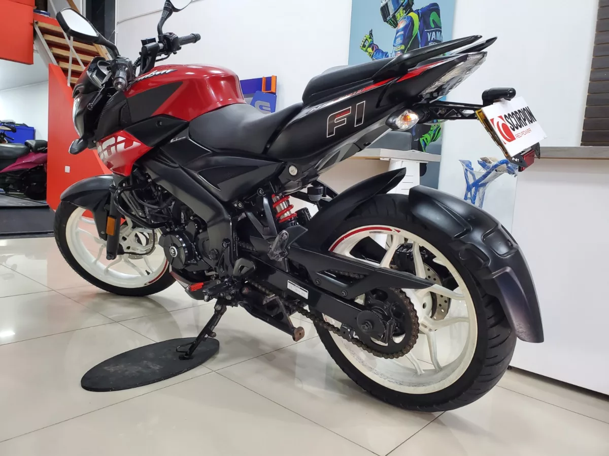 Bajaj Pulsar 200 Ns fi 2022 — foto 18