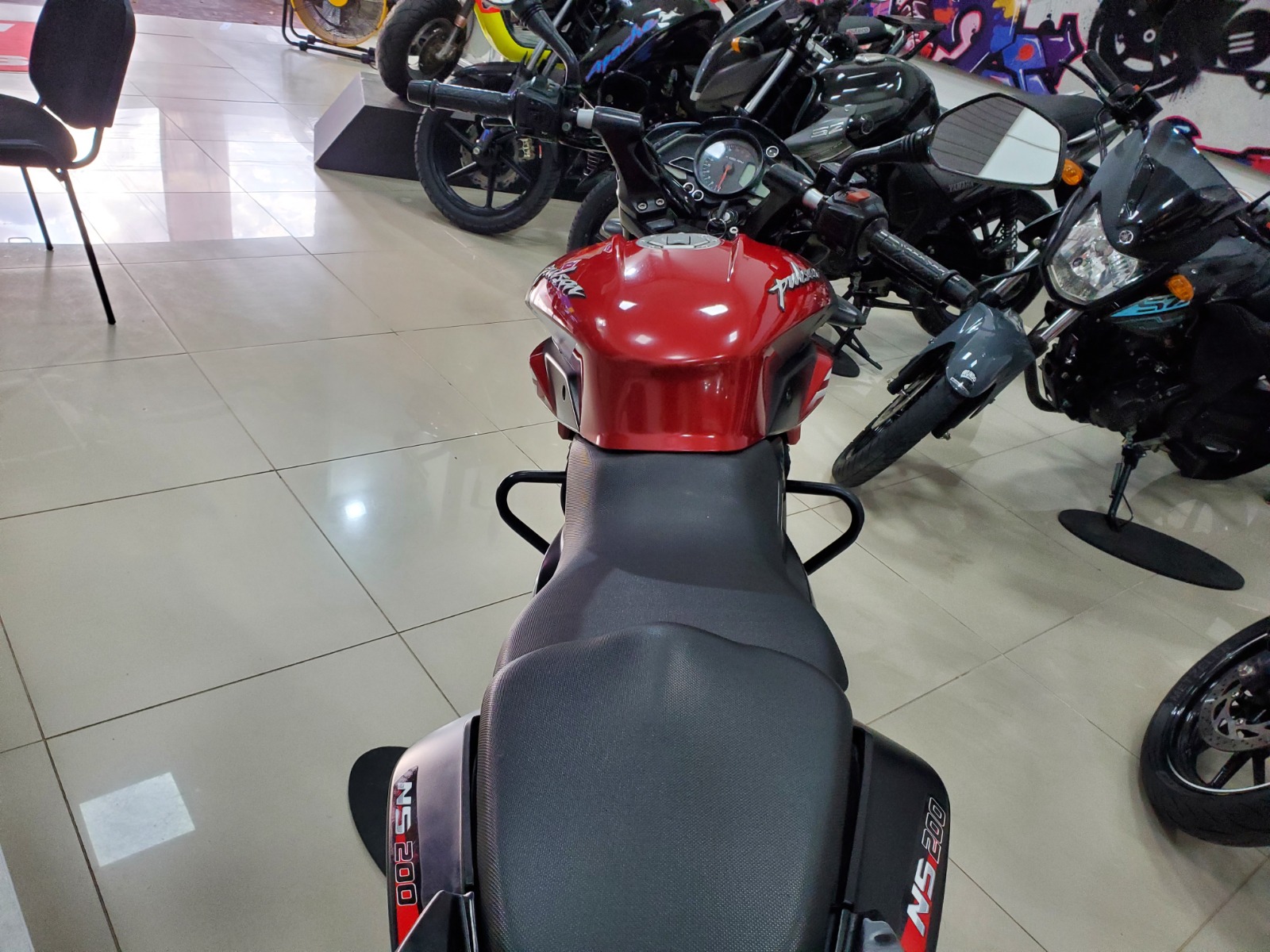 Bajaj Pulsar 200 Ns fi 2022
