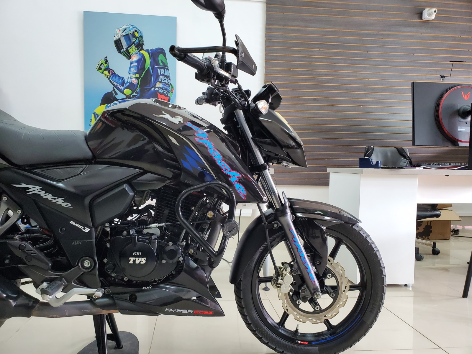TVS Apache 160 4v XCONNECT 2022