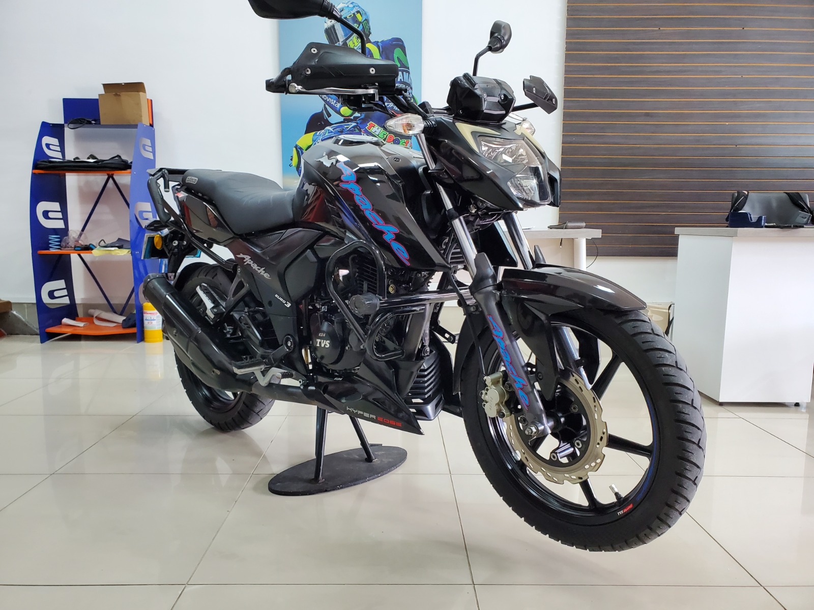 TVS Apache 160 4v XCONNECT 2022