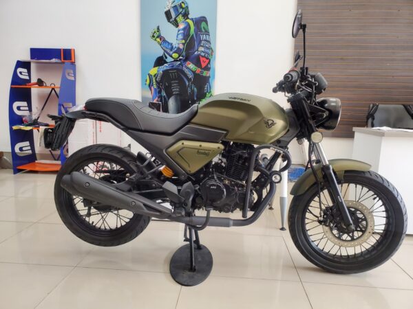 Victory Bomber 150 2023