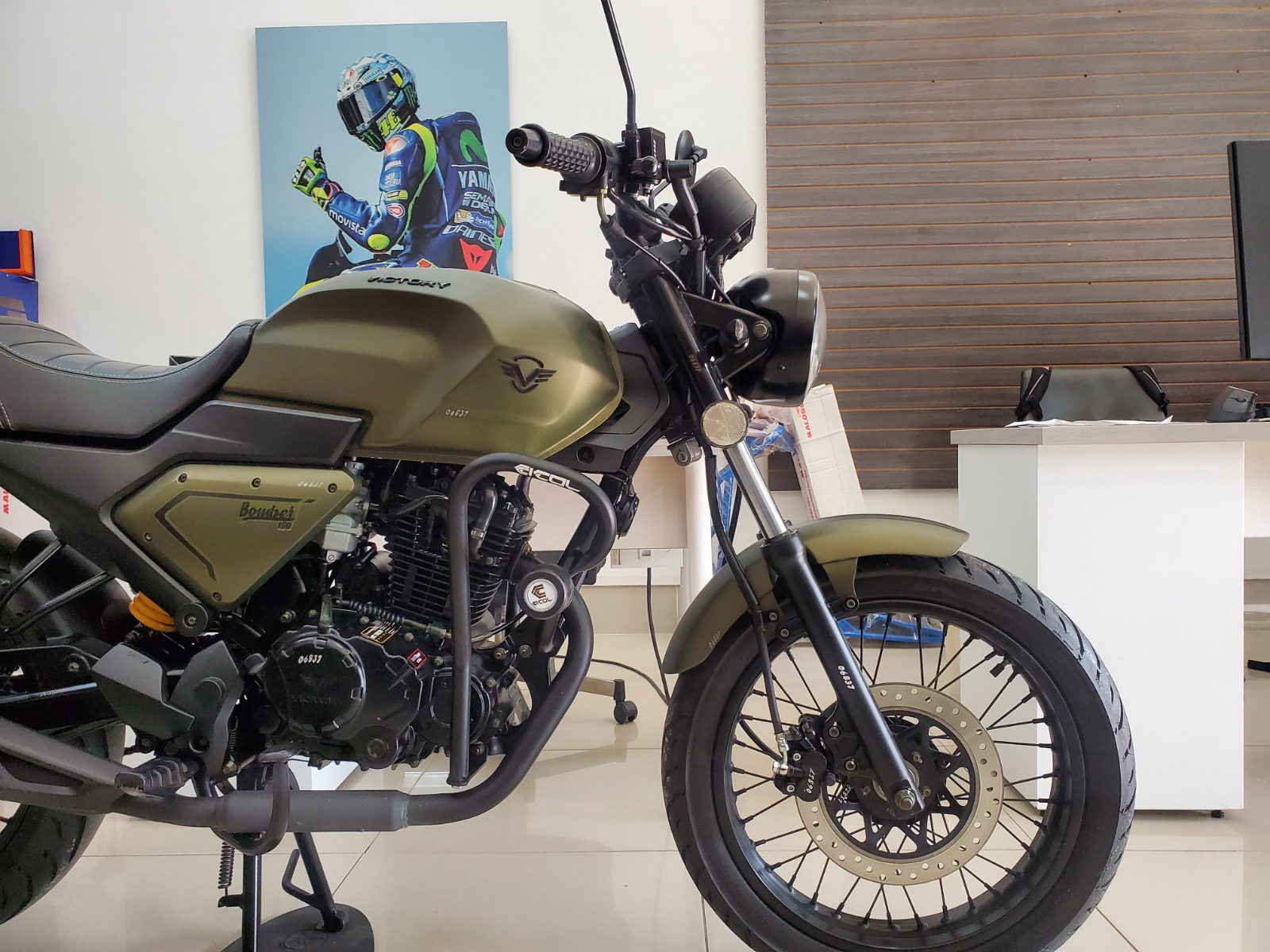 Victory Bomber 150 2023
