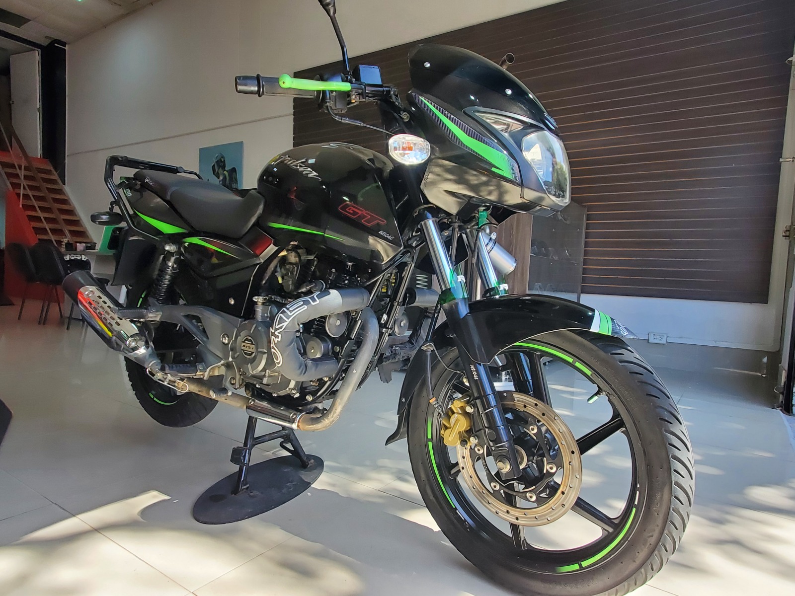 Bajaj Pulsar 180 GT 2019