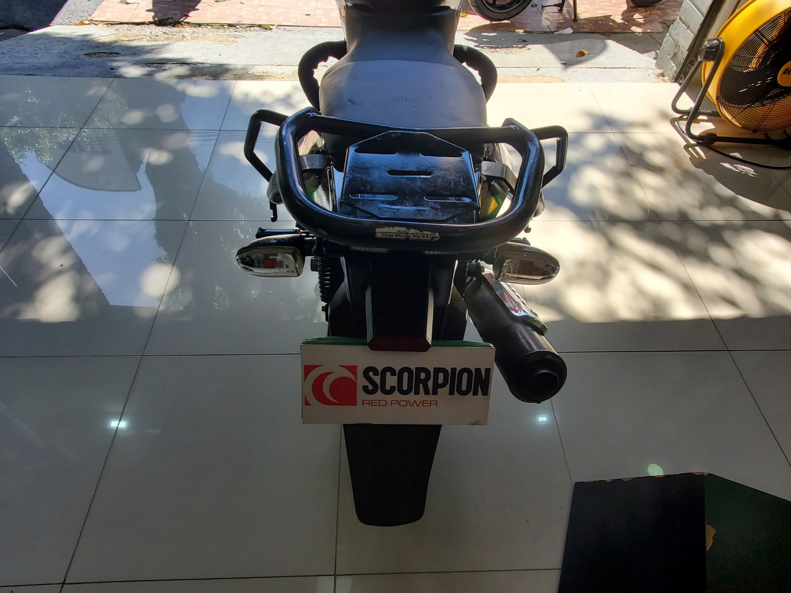 Bajaj Pulsar 180 GT 2019