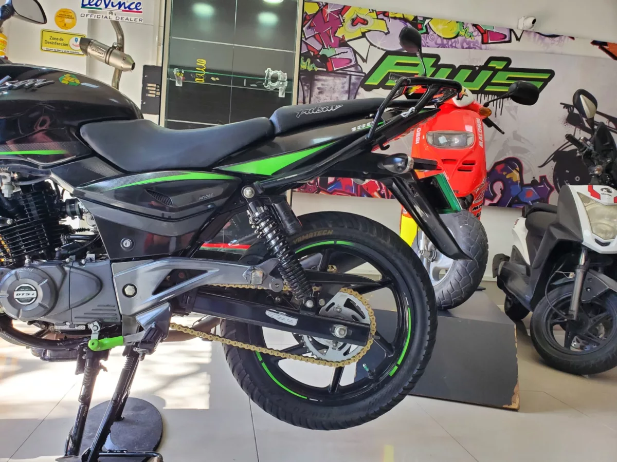 Bajaj Pulsar 180 GT 2019 — foto 3