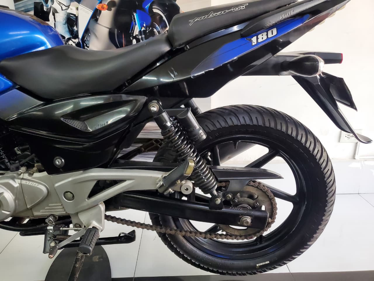 Bajaj Pulsar 180 Ug Gt 2016