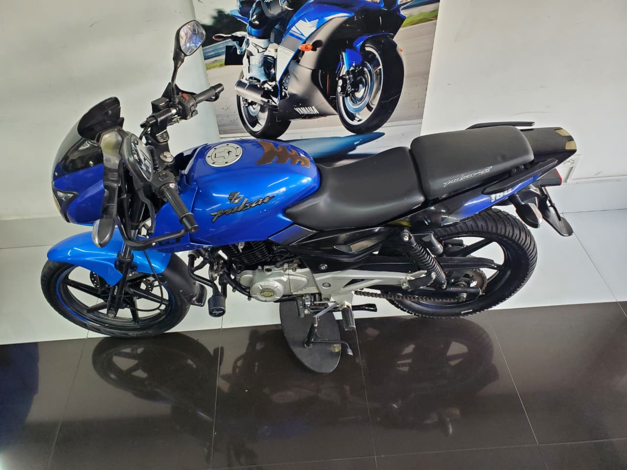 Bajaj Pulsar 180 Ug Gt 2016