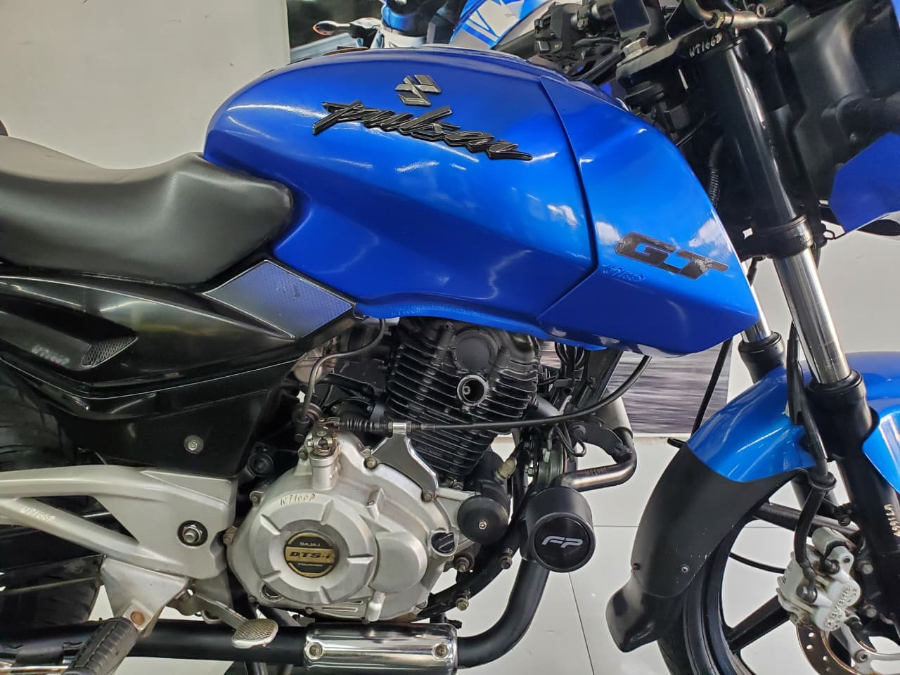 Bajaj Pulsar 180 Ug Gt 2016