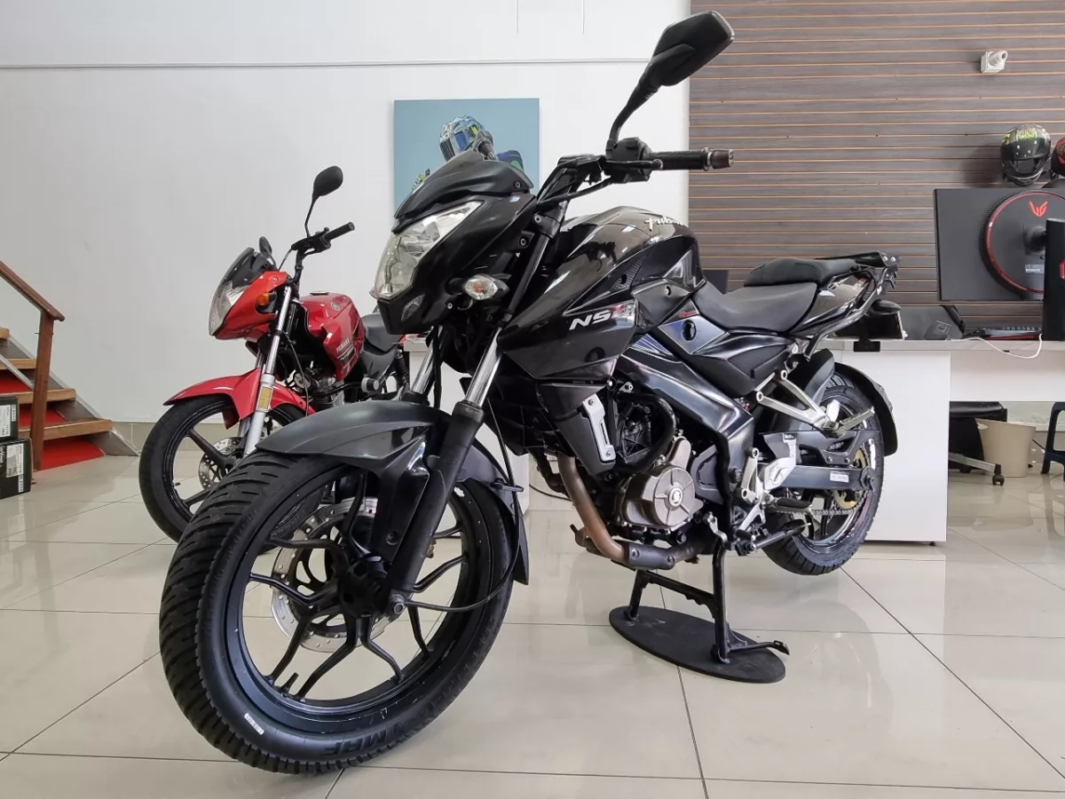 Bajaj Pulsar 200 ns 2017 — foto 2