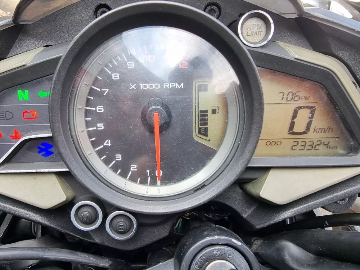 Bajaj Pulsar 200 ns 2017 — foto 7