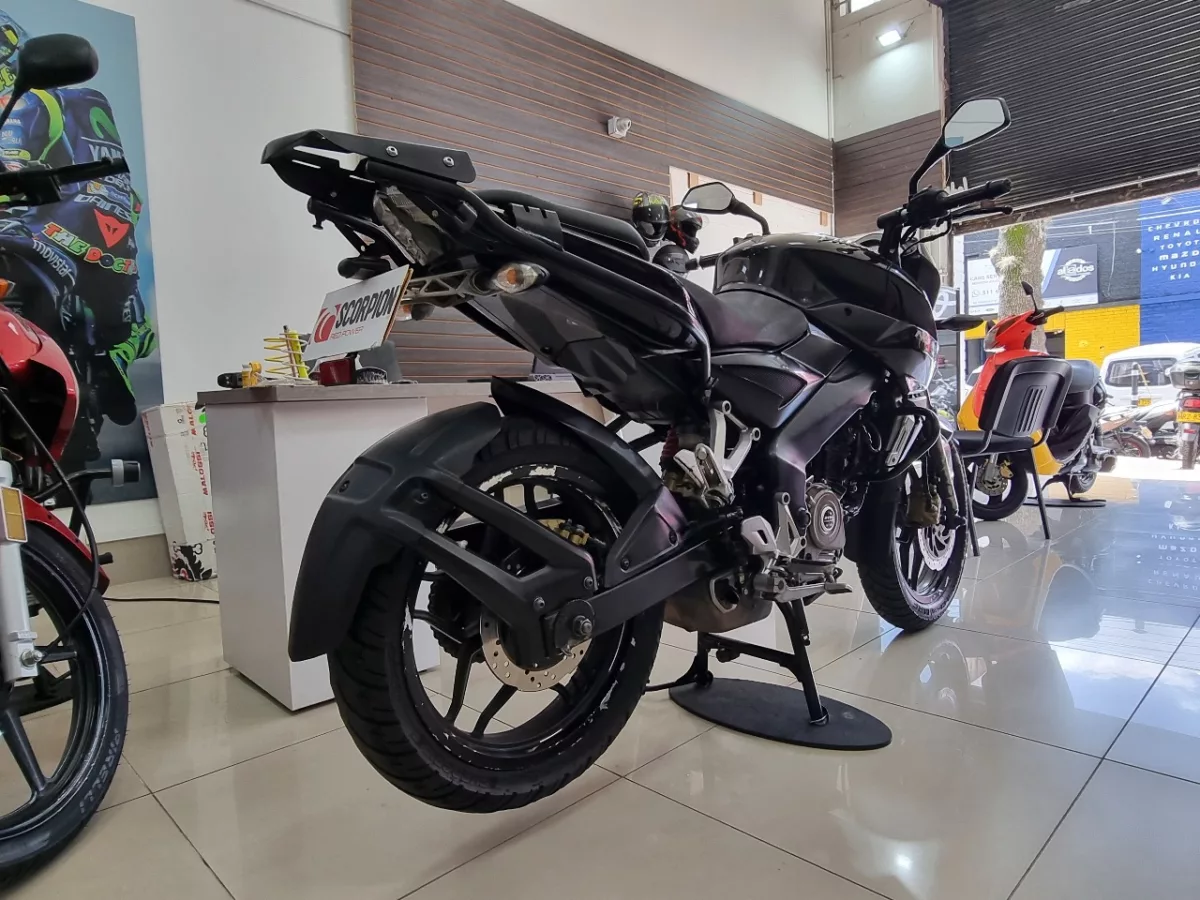 Bajaj Pulsar 200 ns 2017 — foto 14
