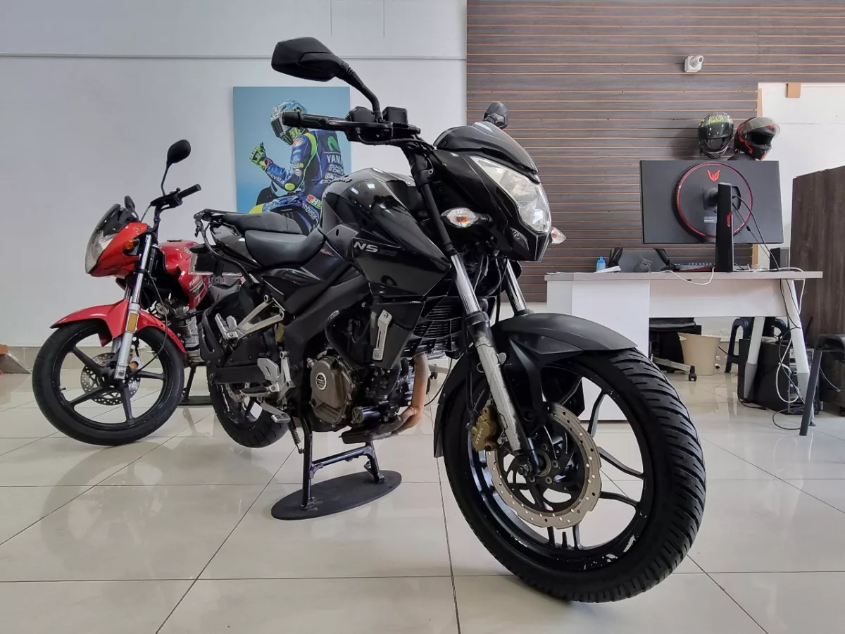 Bajaj Pulsar 200 ns 2017 — foto 15