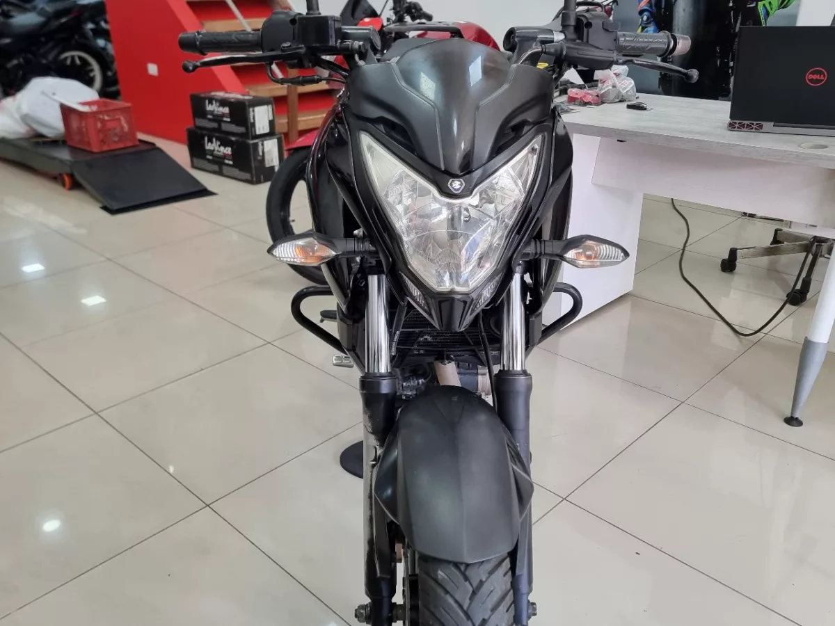 Bajaj Pulsar 200 ns 2017 — foto 16