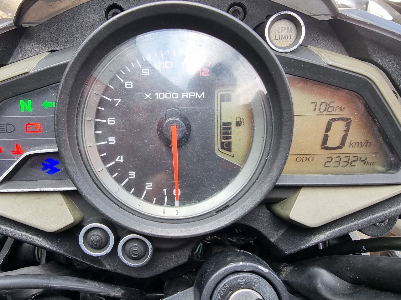 Bajaj Pulsar 200 ns 2017