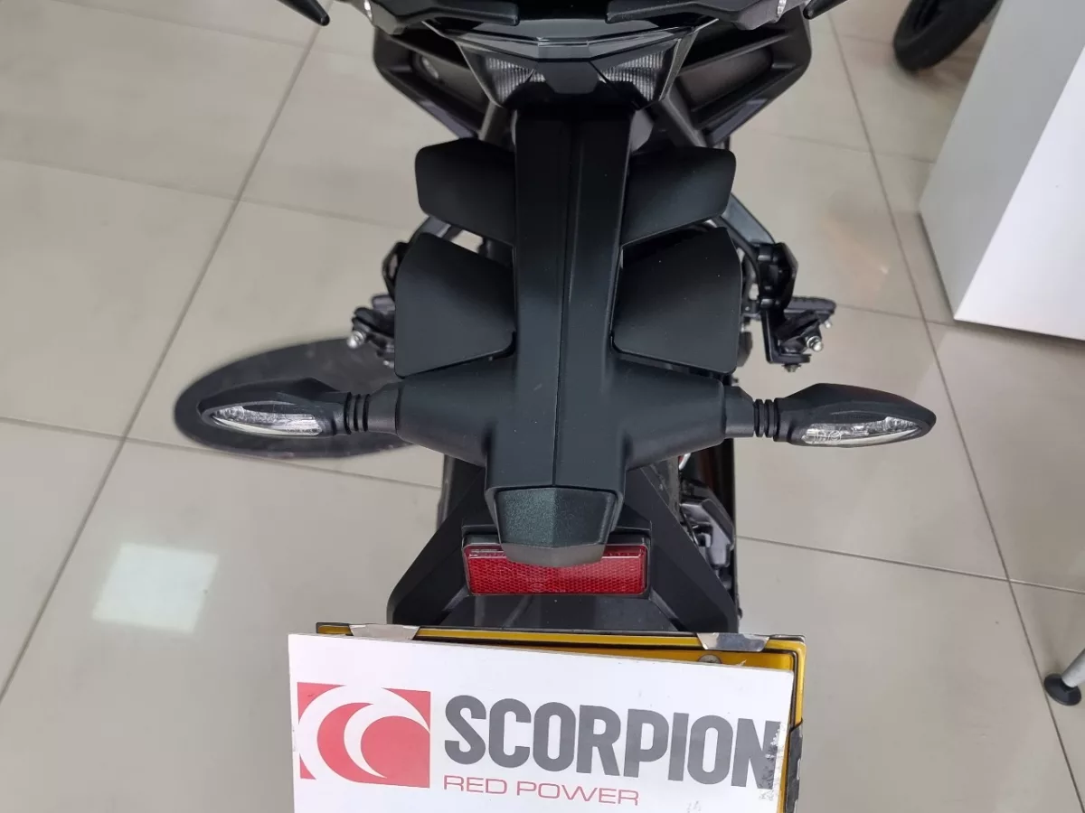 KTM Duke 250 3 generacion G3 2024 — foto 10