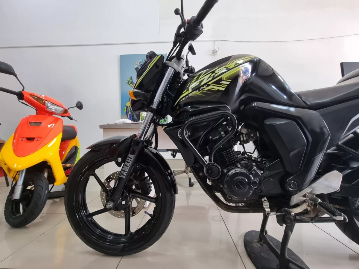Yamaha FZ 150 2016 — foto 11
