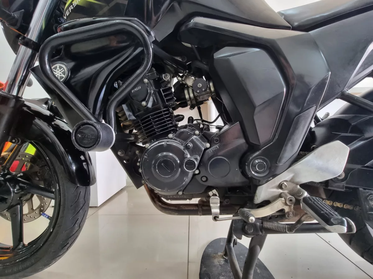 Yamaha FZ 150 2016 — foto 12