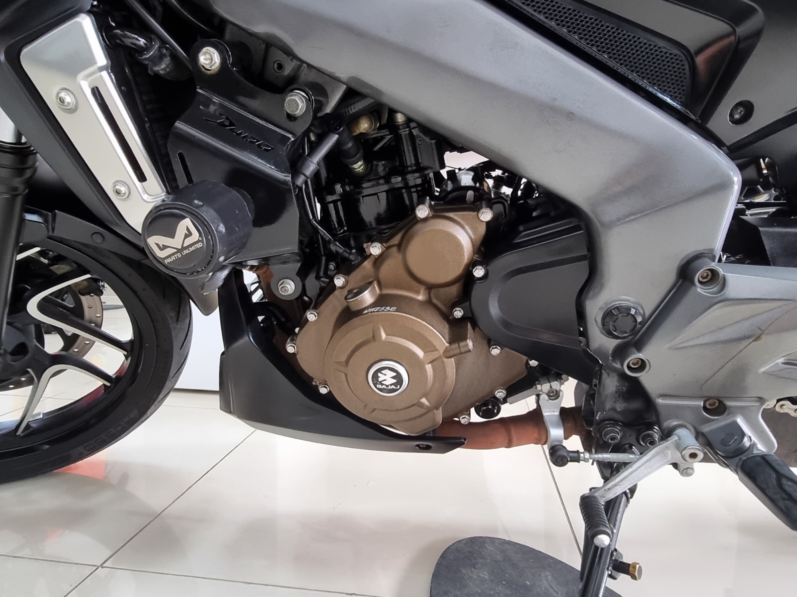 Bajaj Dominar 400 2019