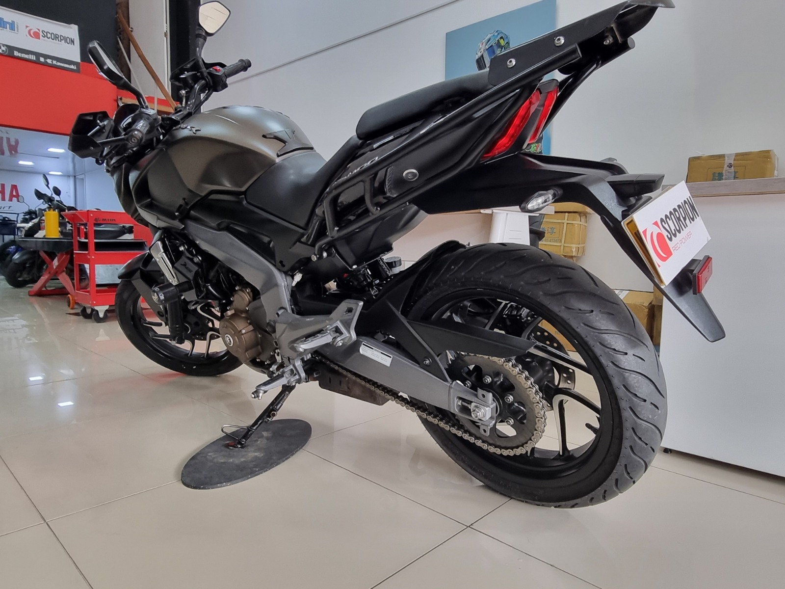 Bajaj Dominar 400 2019