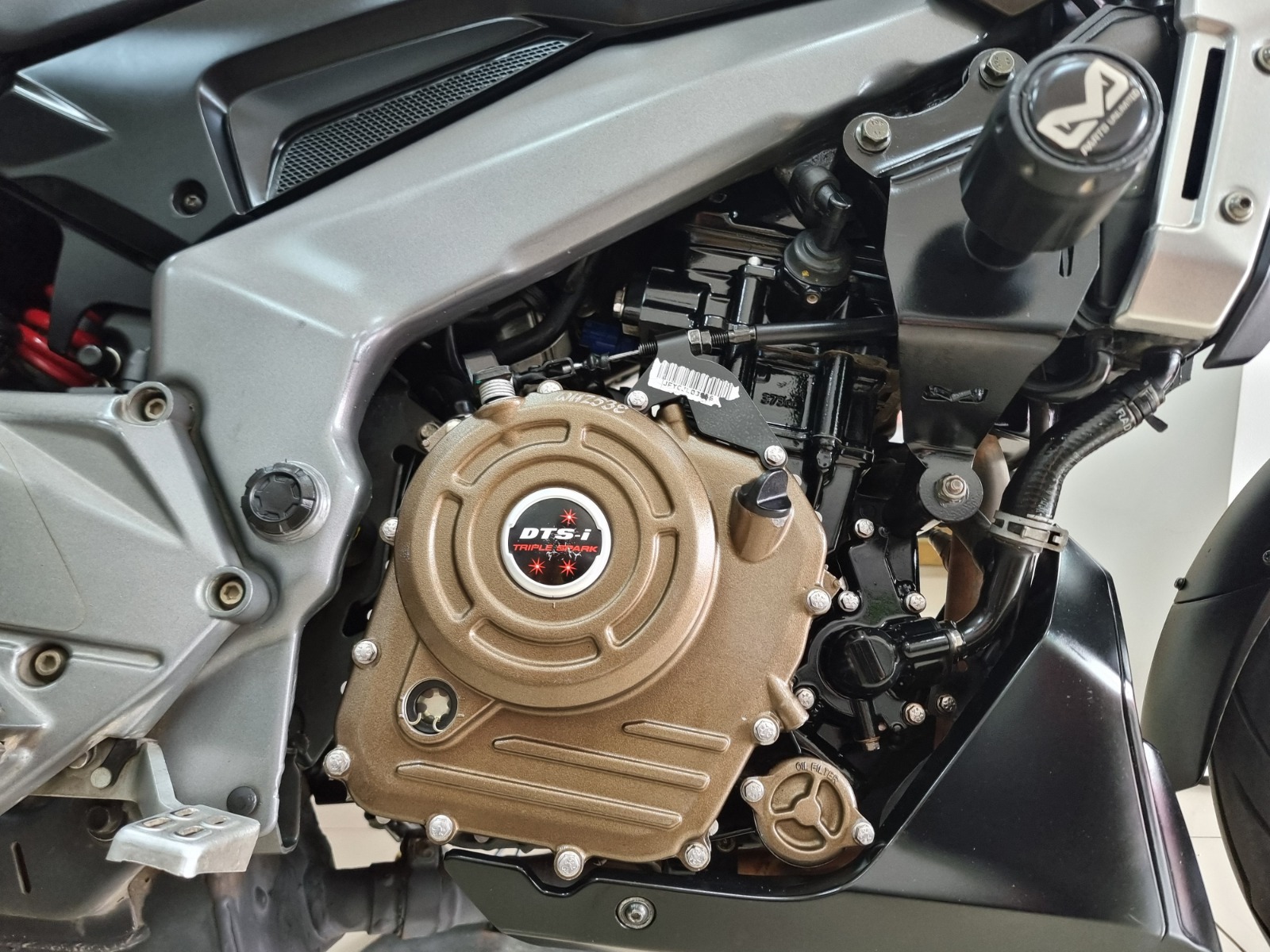 Bajaj Dominar 400 2019