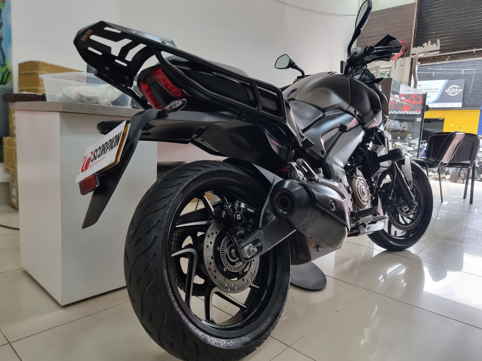 Bajaj Dominar 400 2019