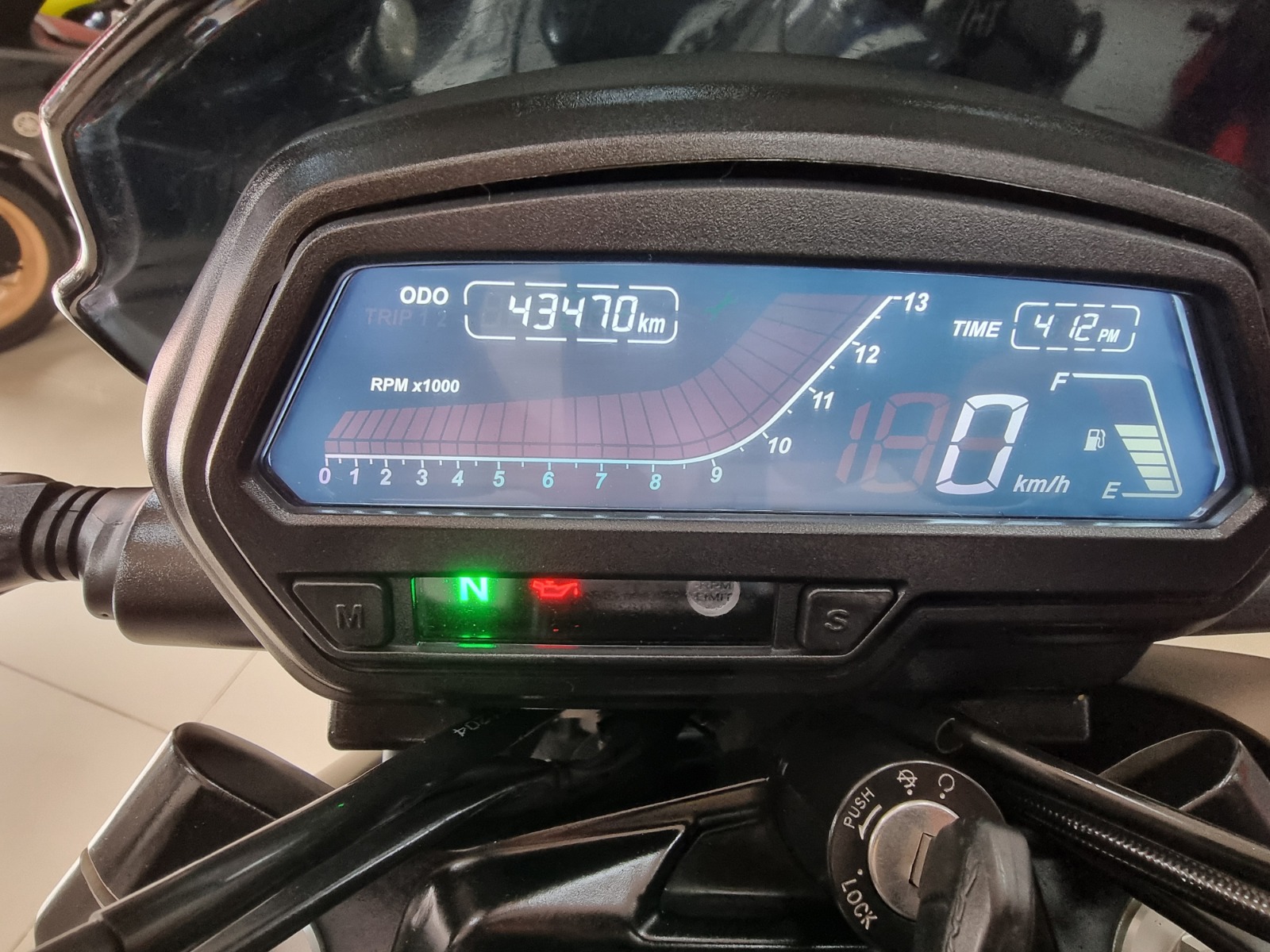 Bajaj Dominar 400 2019