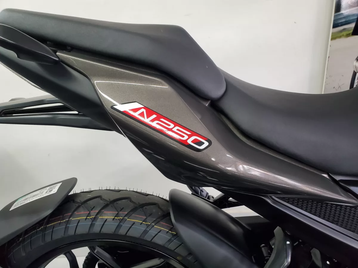 Bajaj Pulsar 250 N 2026 (nueva) — foto 10