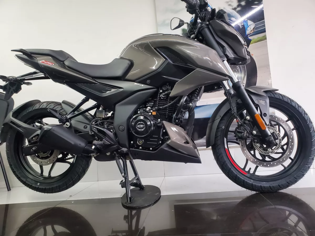 Bajaj Pulsar 250 N 2026 (nueva) — foto 11