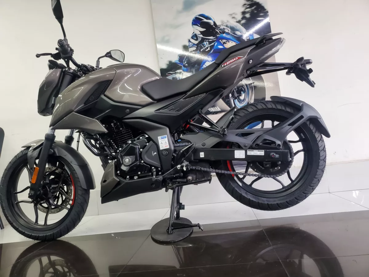 Bajaj Pulsar 250 N 2026 (nueva) — foto 16