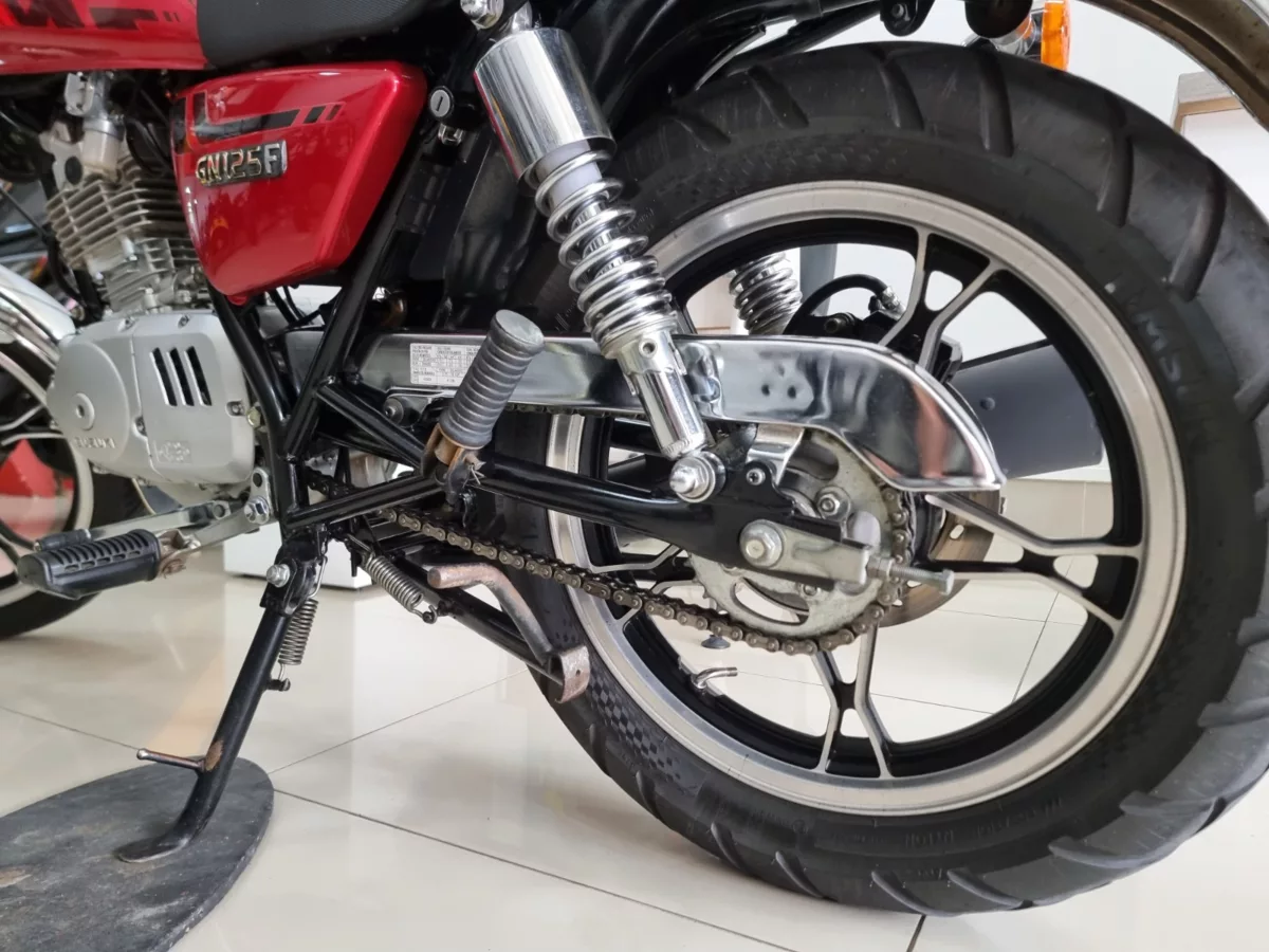 Suzuki GN 125 2023 — foto 10