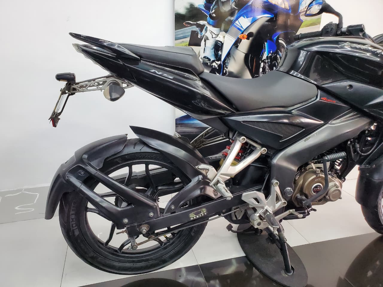 BAJAJ PULSAR 150 NS 2017