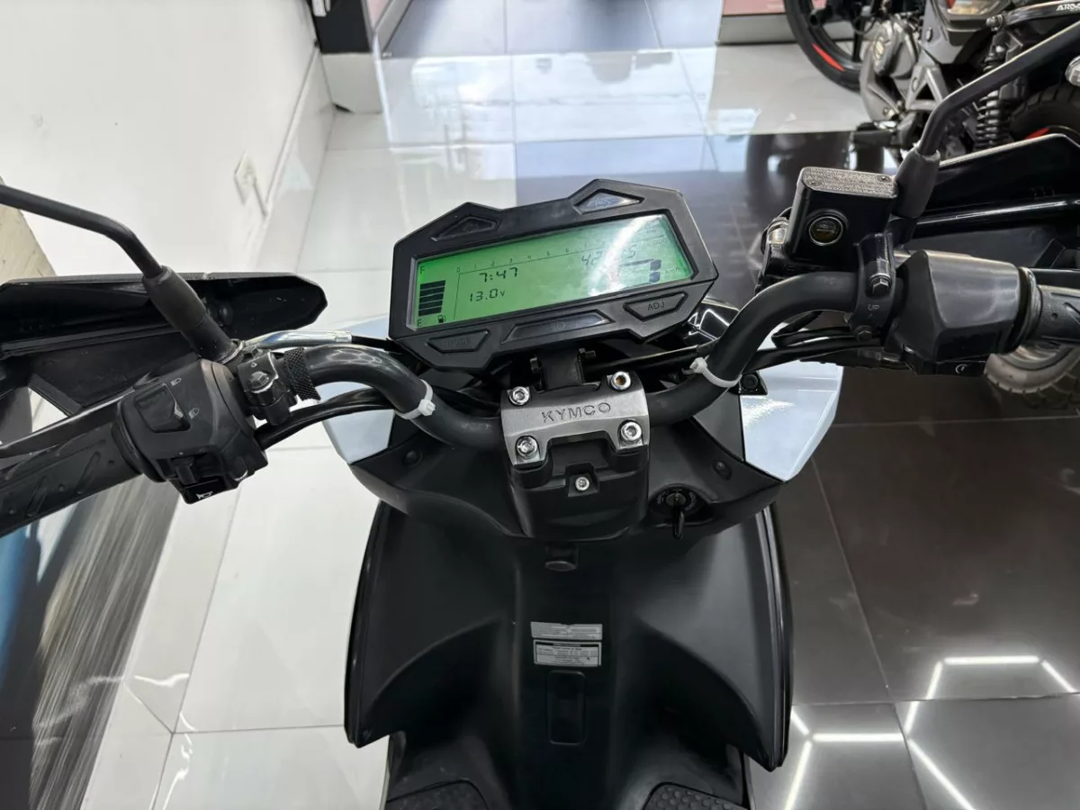 Kymco Super 8 150 2023 — foto 13