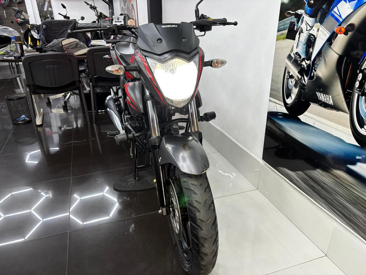 SUZUKI GIXXER 150 2019