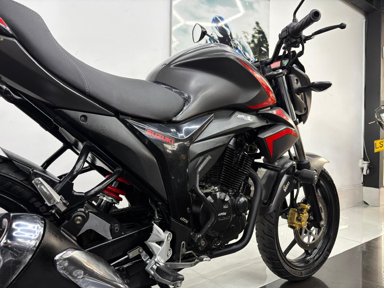 SUZUKI GIXXER 150 2019