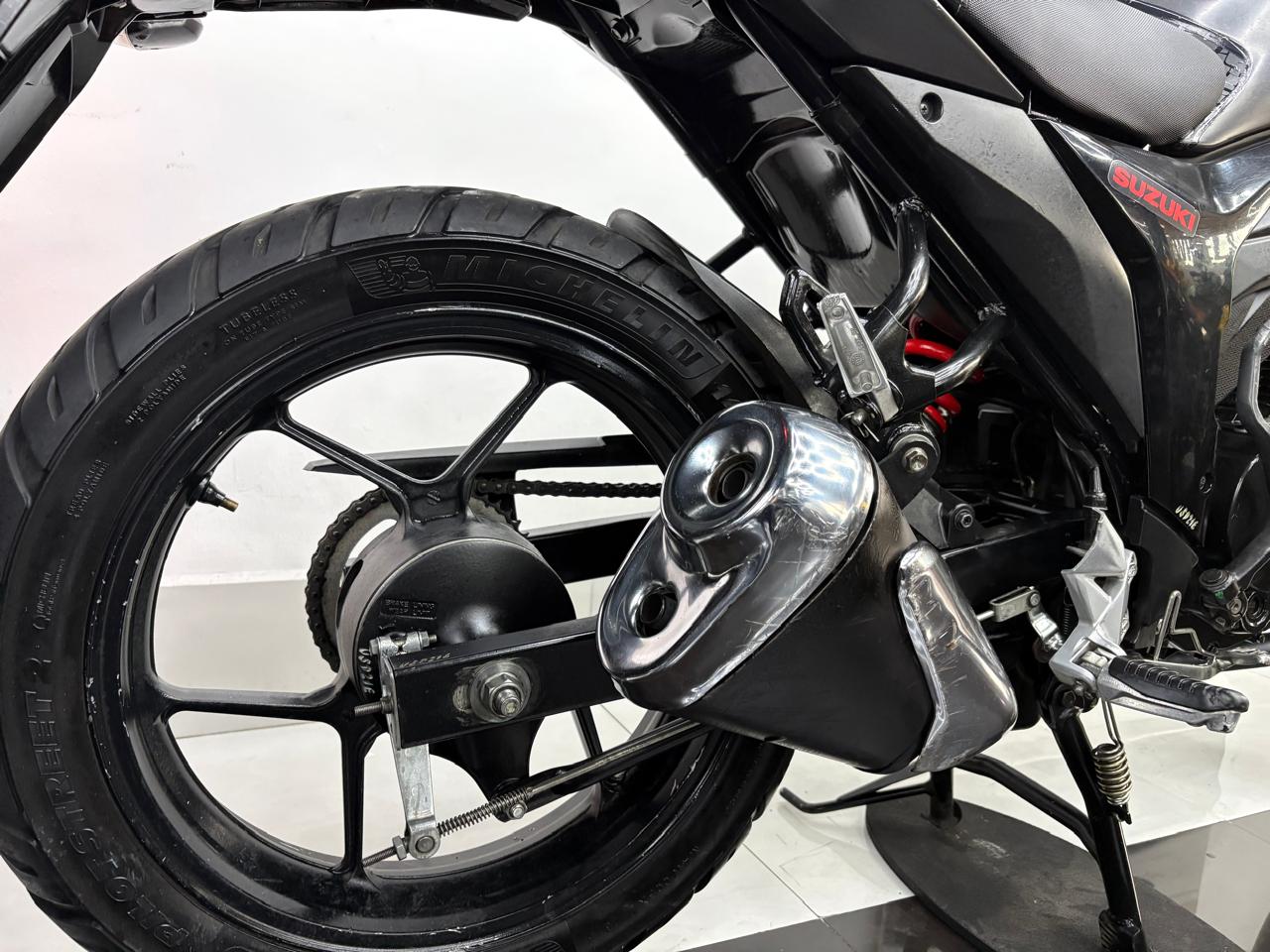 SUZUKI GIXXER 150 2019