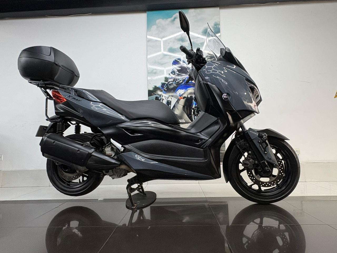 YAMAHA XMAX 300 2022