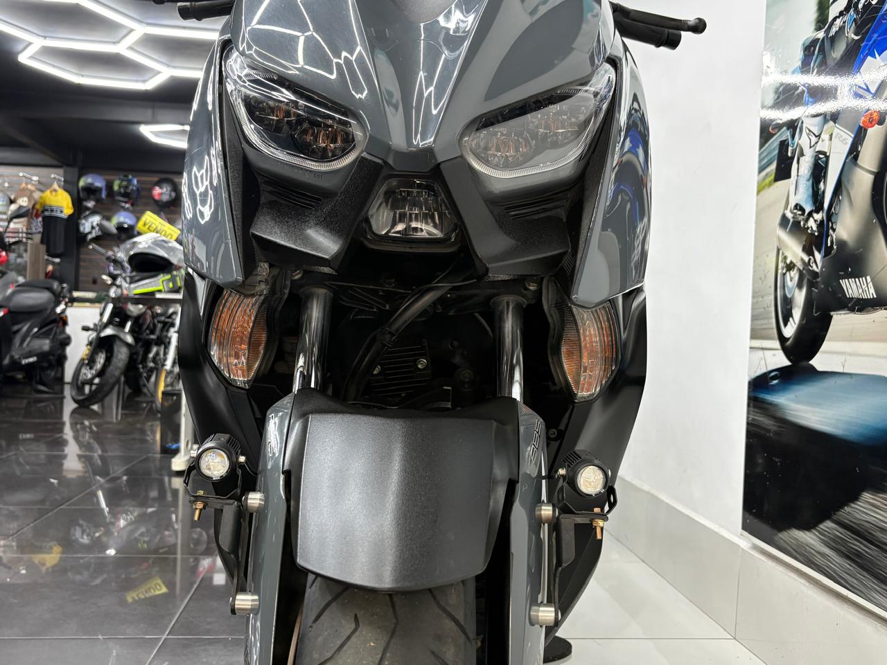 YAMAHA XMAX 300 2022