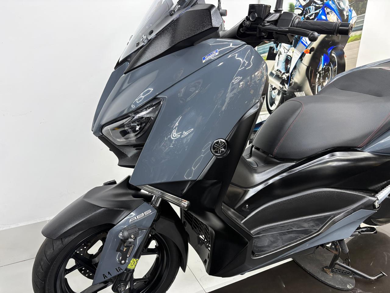 YAMAHA XMAX 300 2022