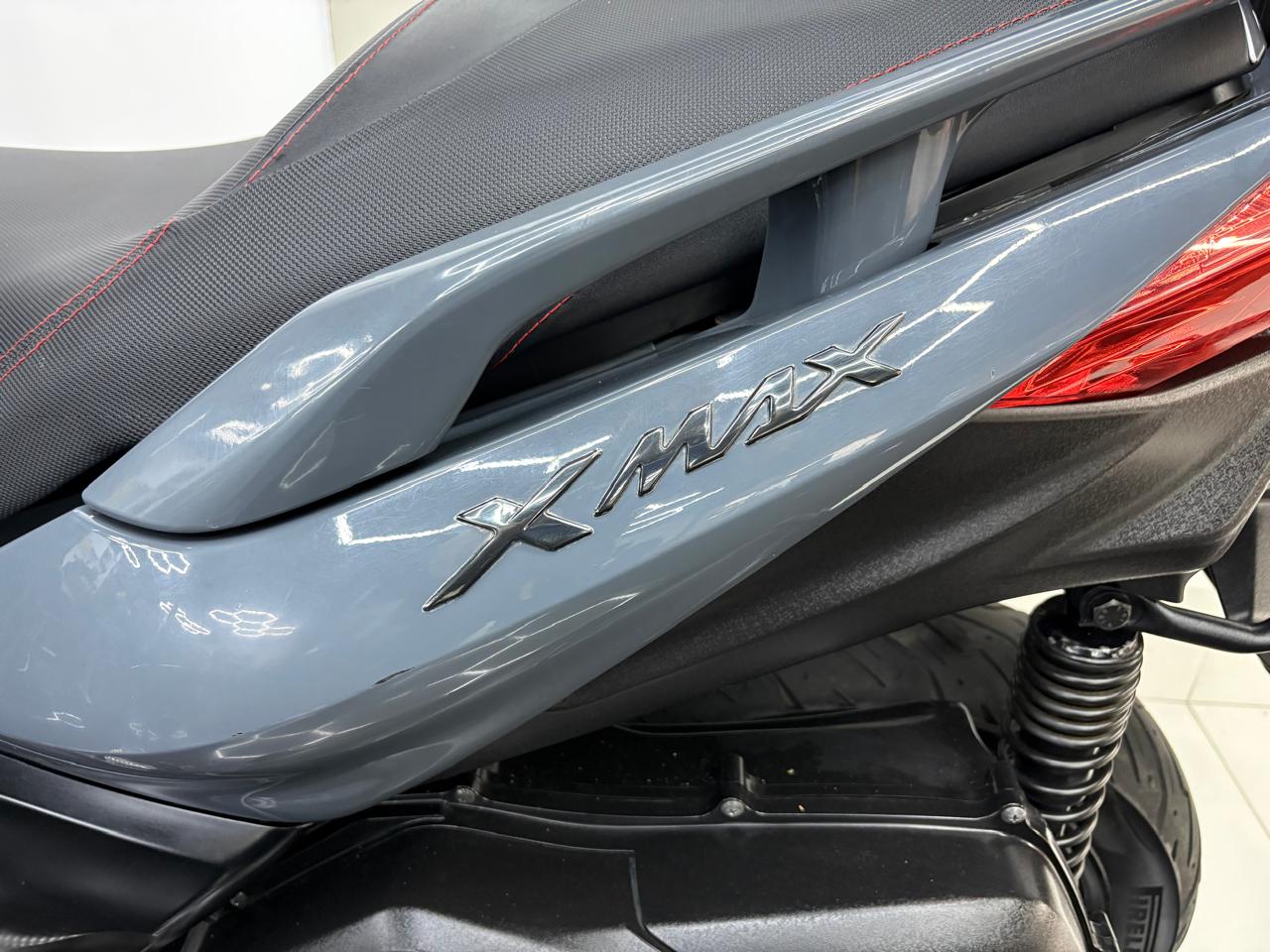 YAMAHA XMAX 300 2022