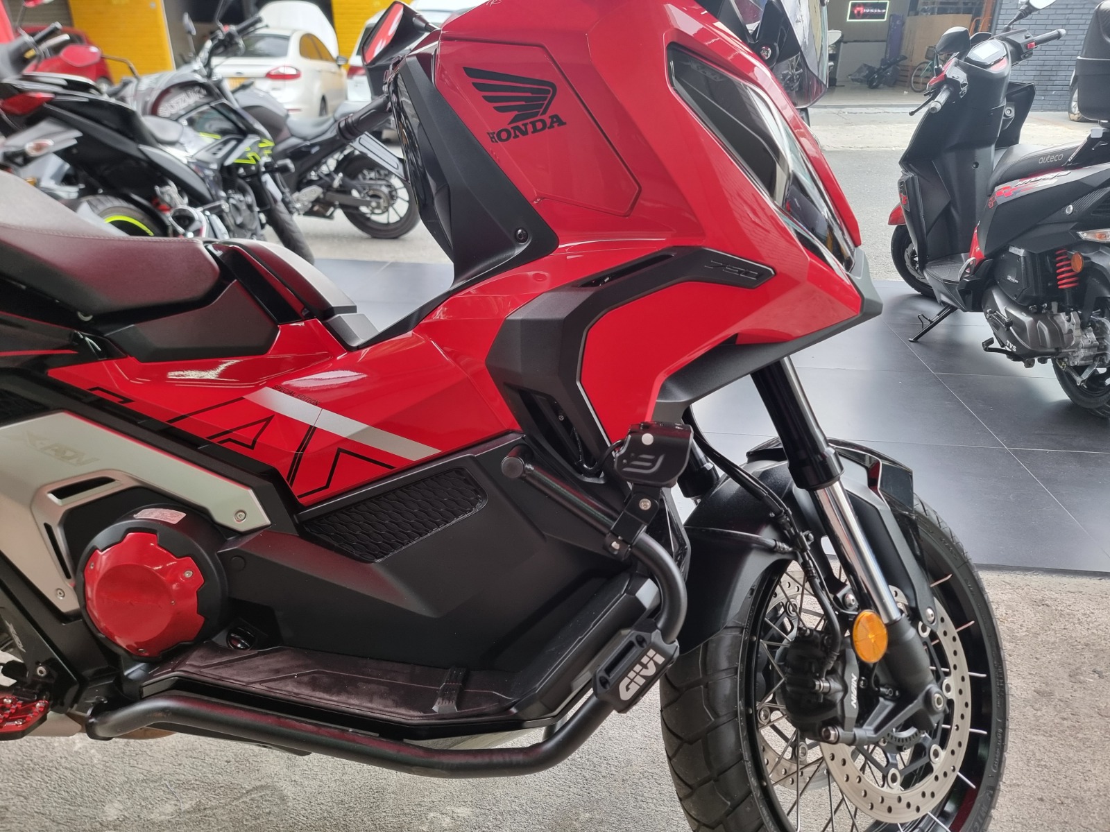 Honda XADV 750 2024