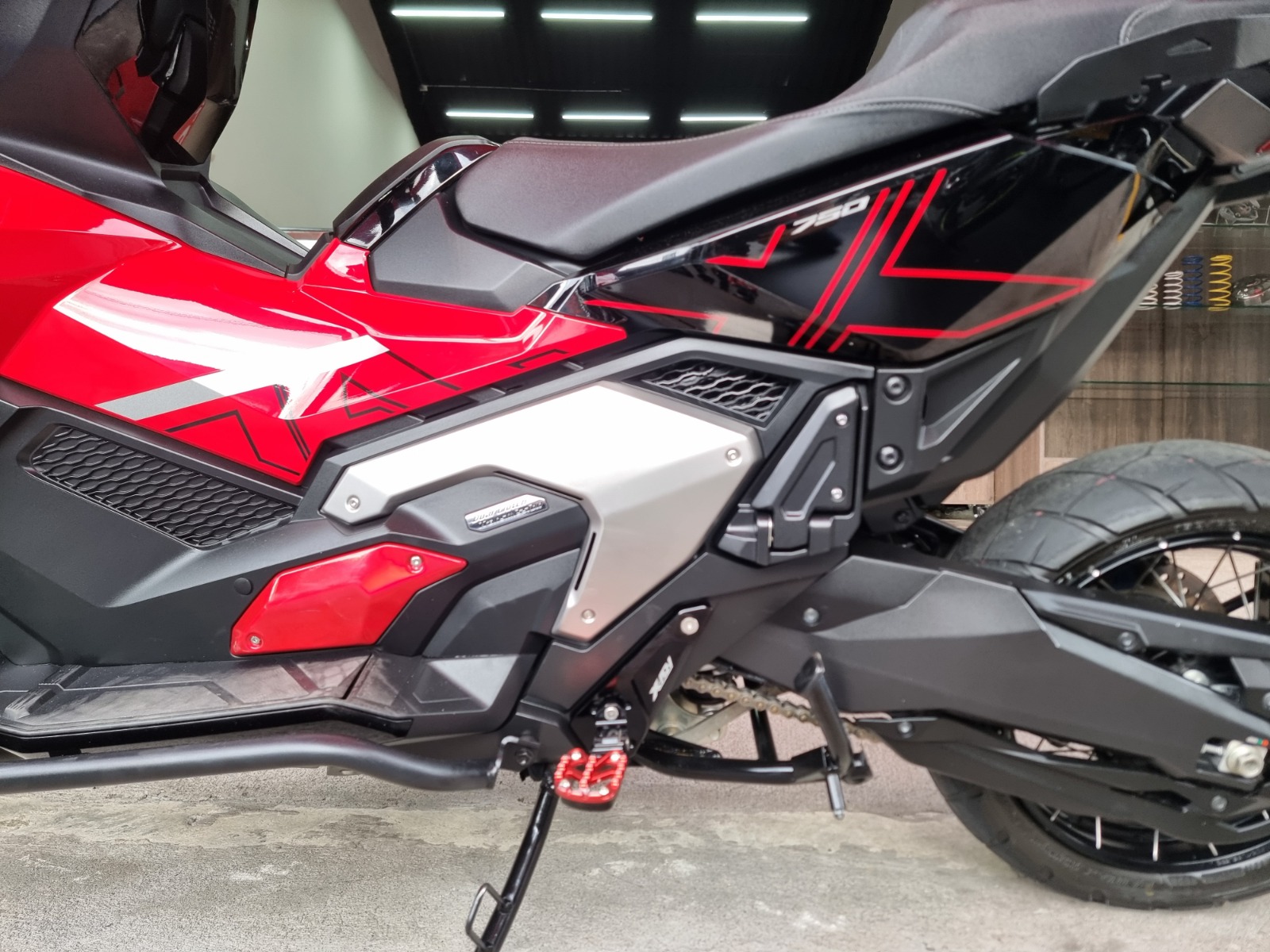 Honda XADV 750 2024