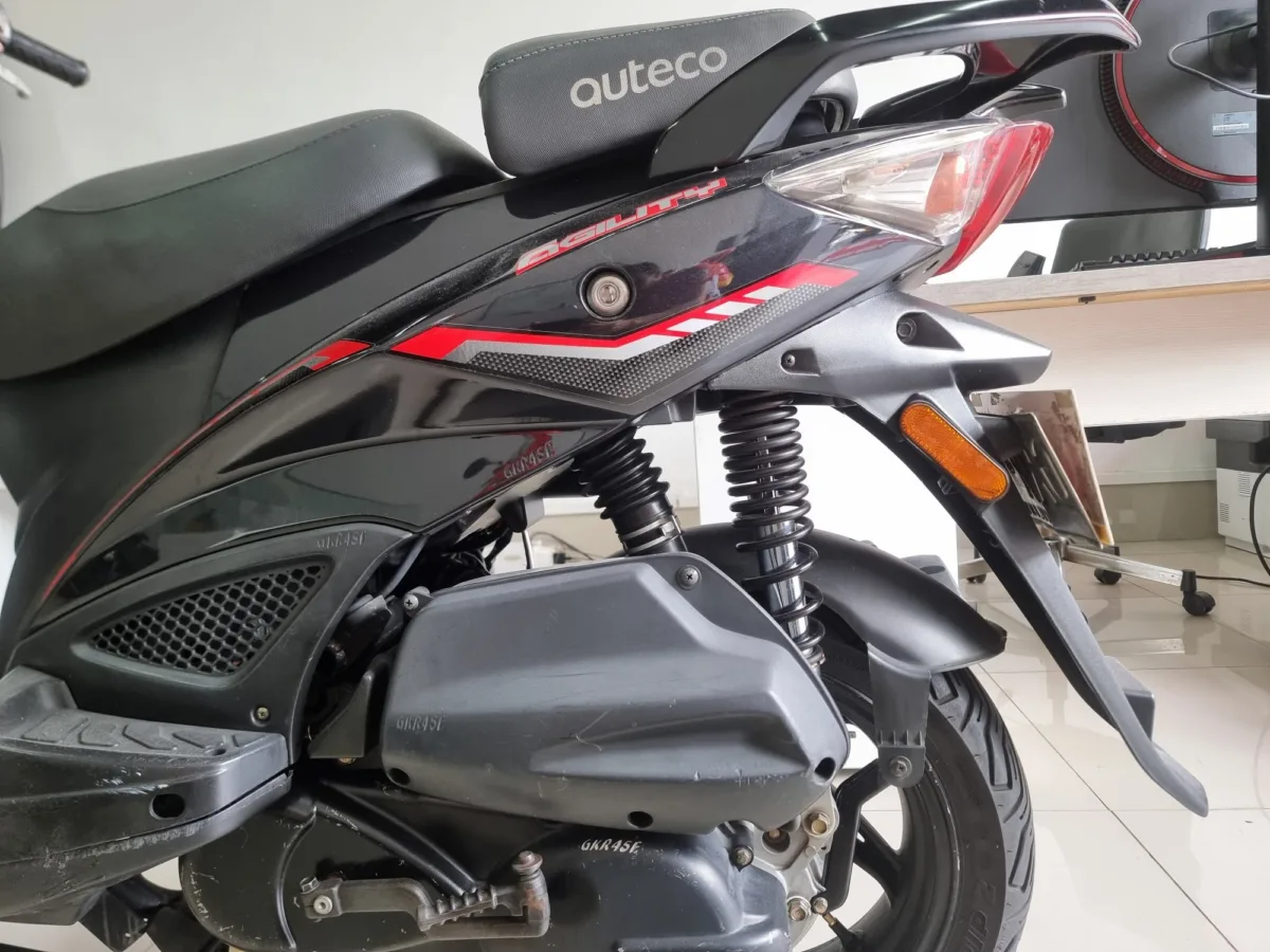 Kymco Agility 125 2017 — foto 13