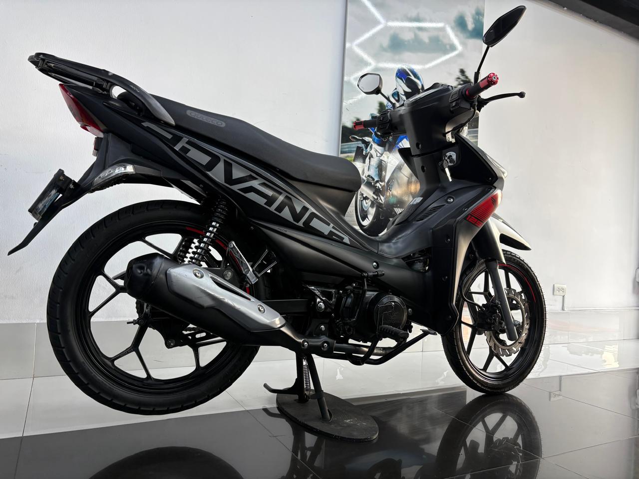 VICTORY ADVANCE 125 2024