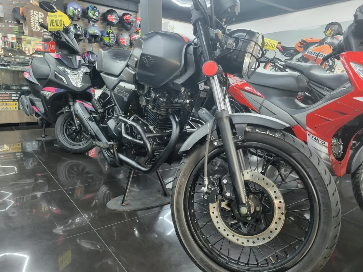 VICTORY BOMBER 150 2024 — foto 5